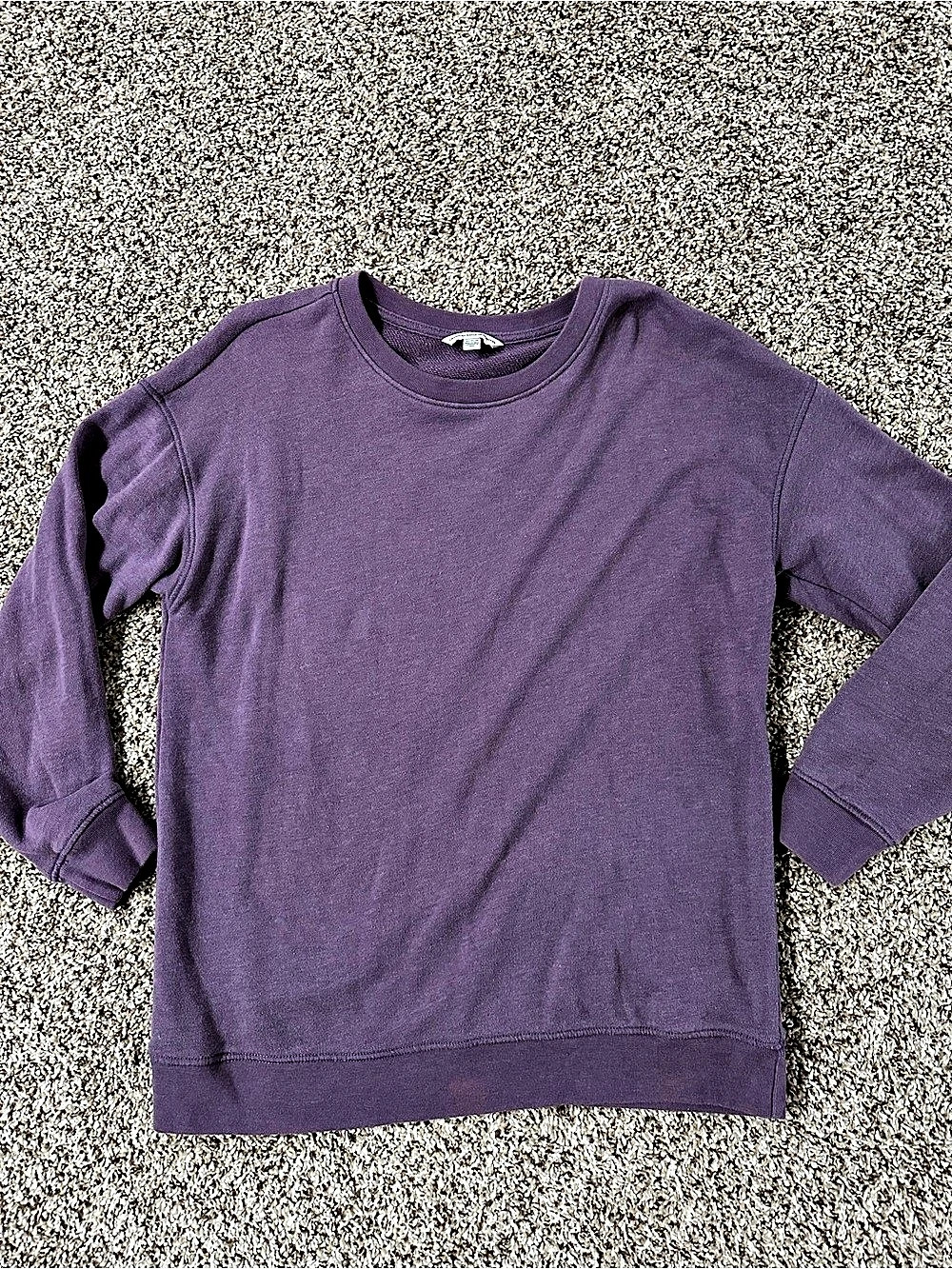 American Eagle Outfitters Purple Crewneck Sweatshirt Size Medium